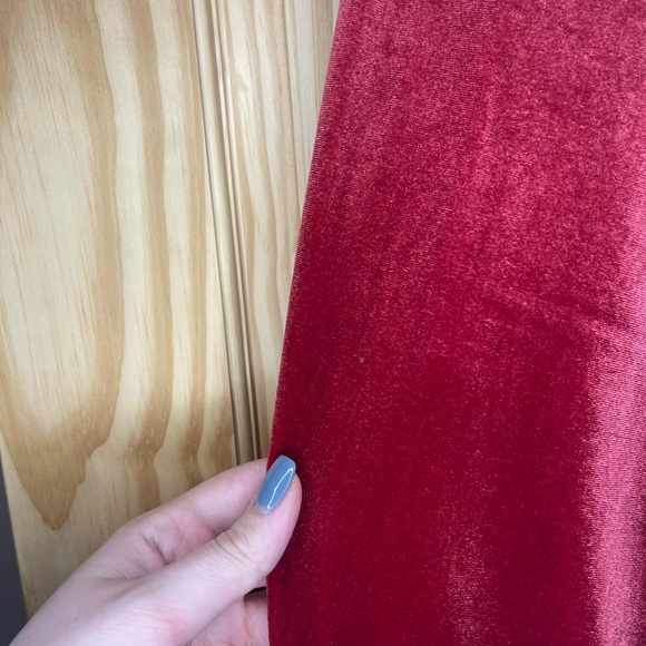 Torrid Relaxed Taper Velvet High-Rise Pant - Picture 2 of 6